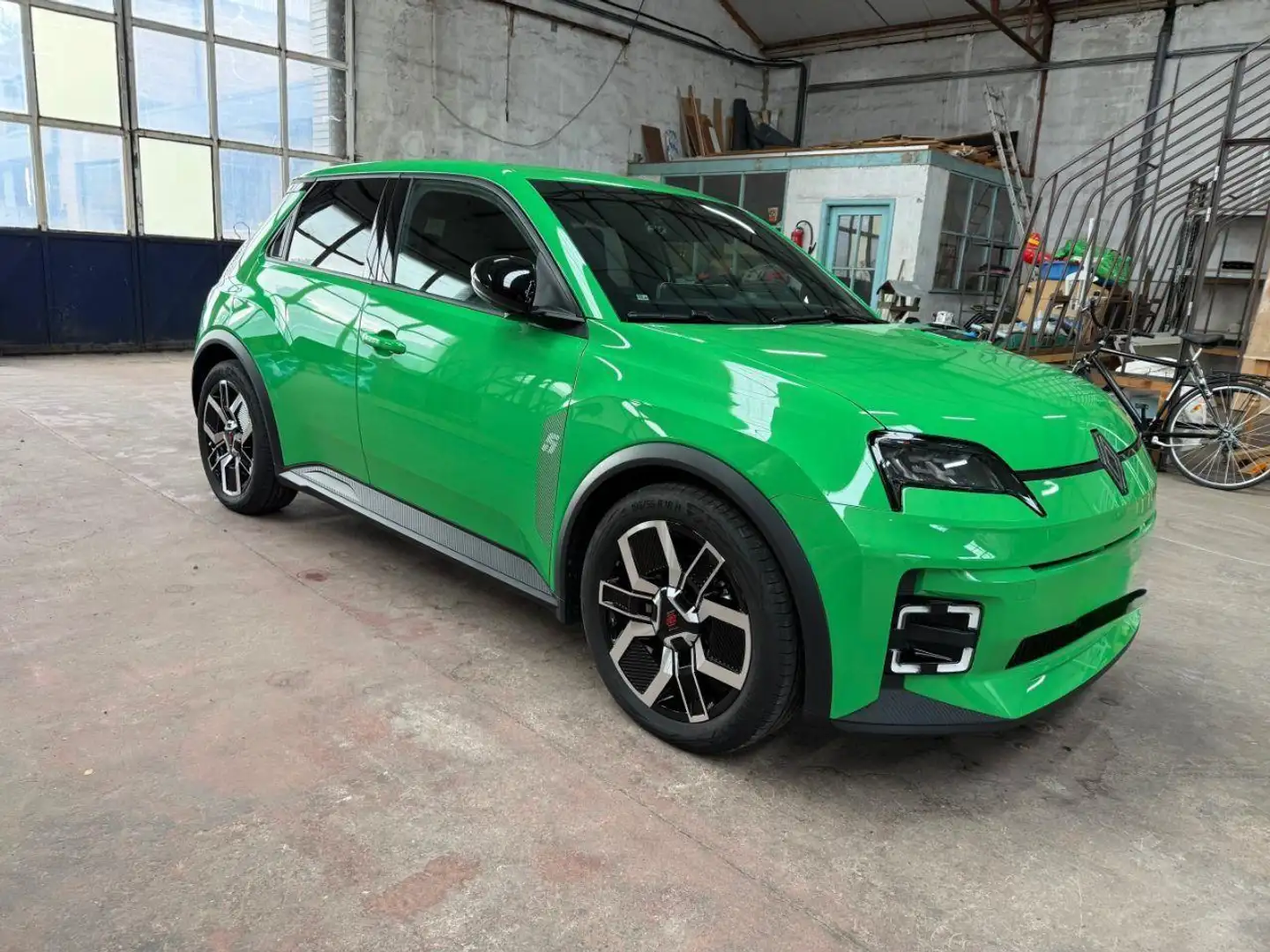 Renault R 5 techno 120 pk urban range | Harman Kardon | Groen - 2