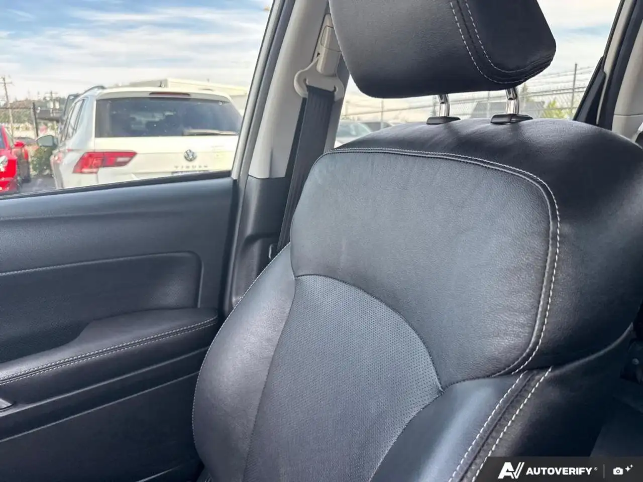 Subaru Forester photo Subaru Forester