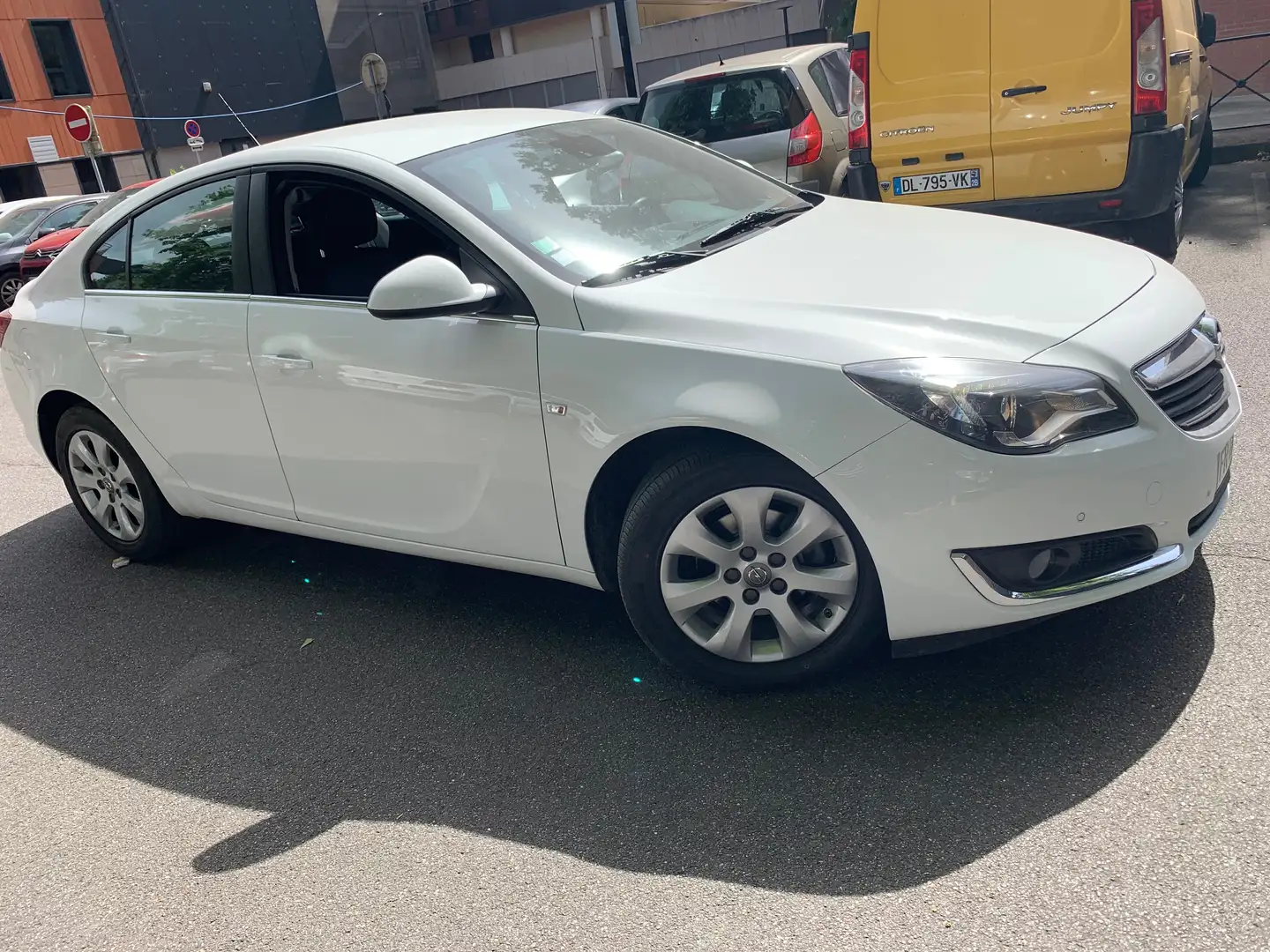 Opel Insignia 1.6 CDTI 120 ch Edition Blanc - 1