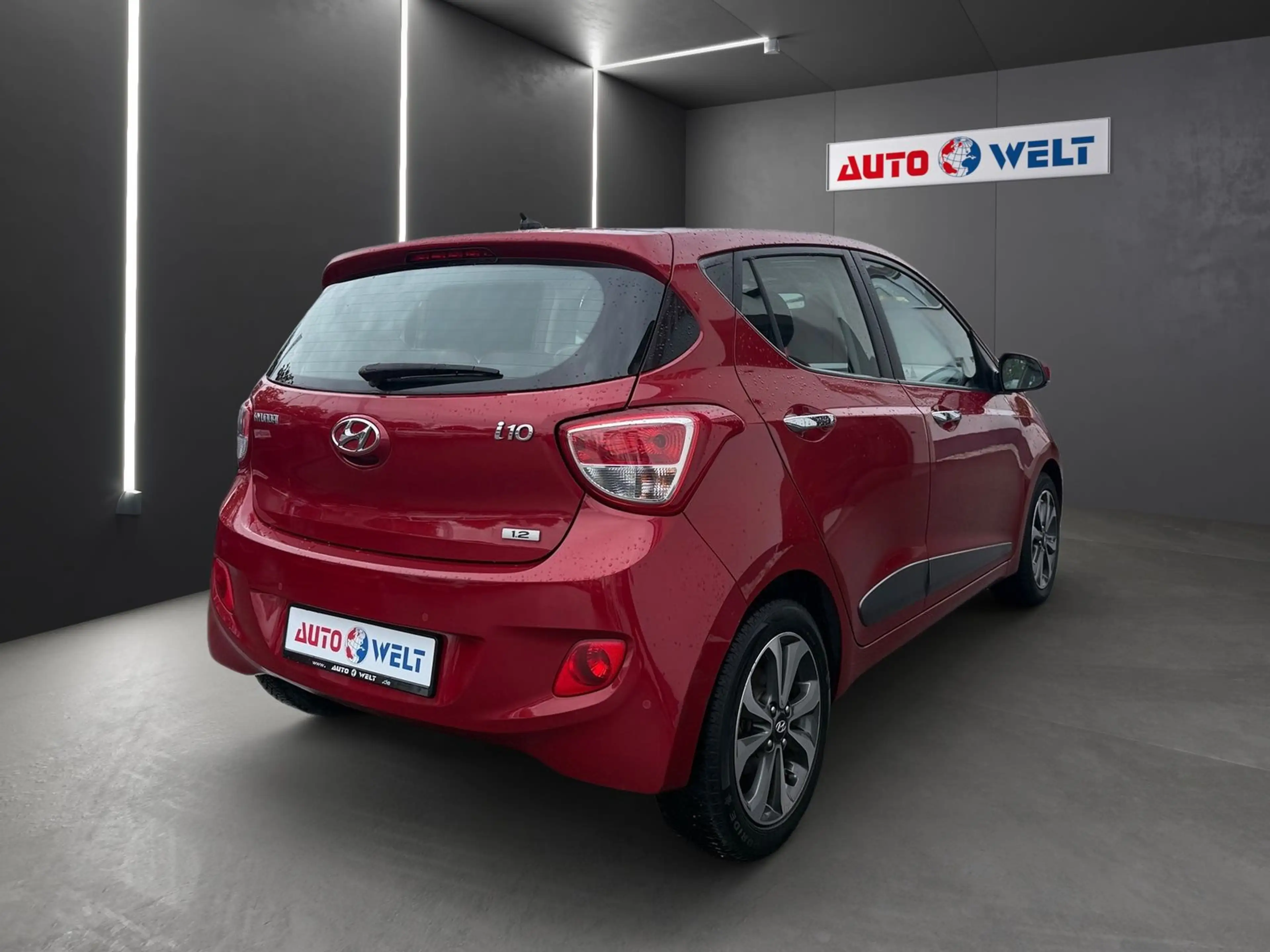 Hyundai i10 1.2i Automatik Style PDC Bluetooth Klimaaut. — photo 4