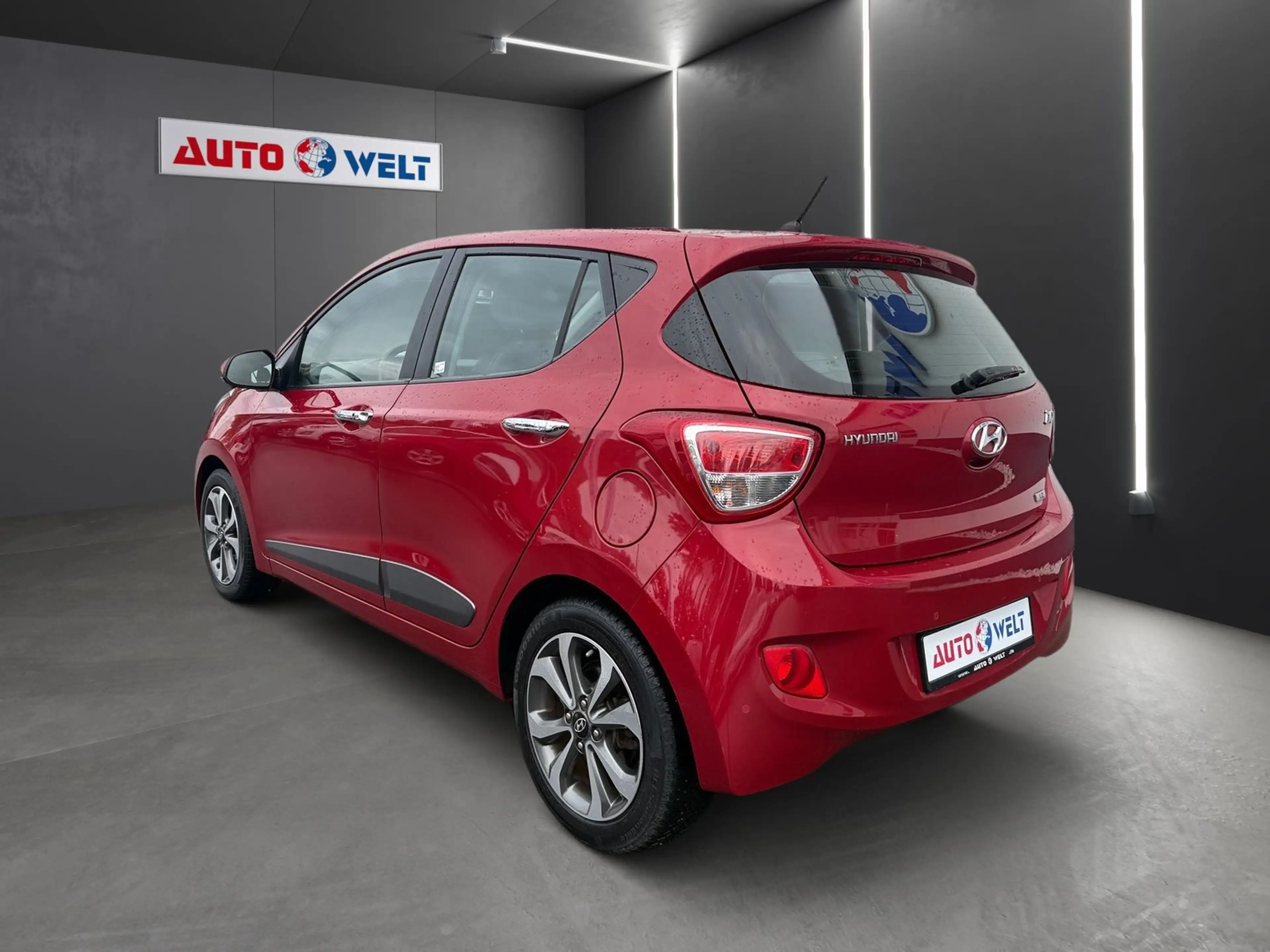 Hyundai i10 1.2i Automatik Style PDC Bluetooth Klimaaut. — photo 5