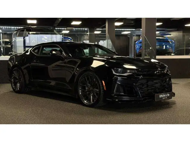 Chevrolet Camaro ZL1 6.2 V8