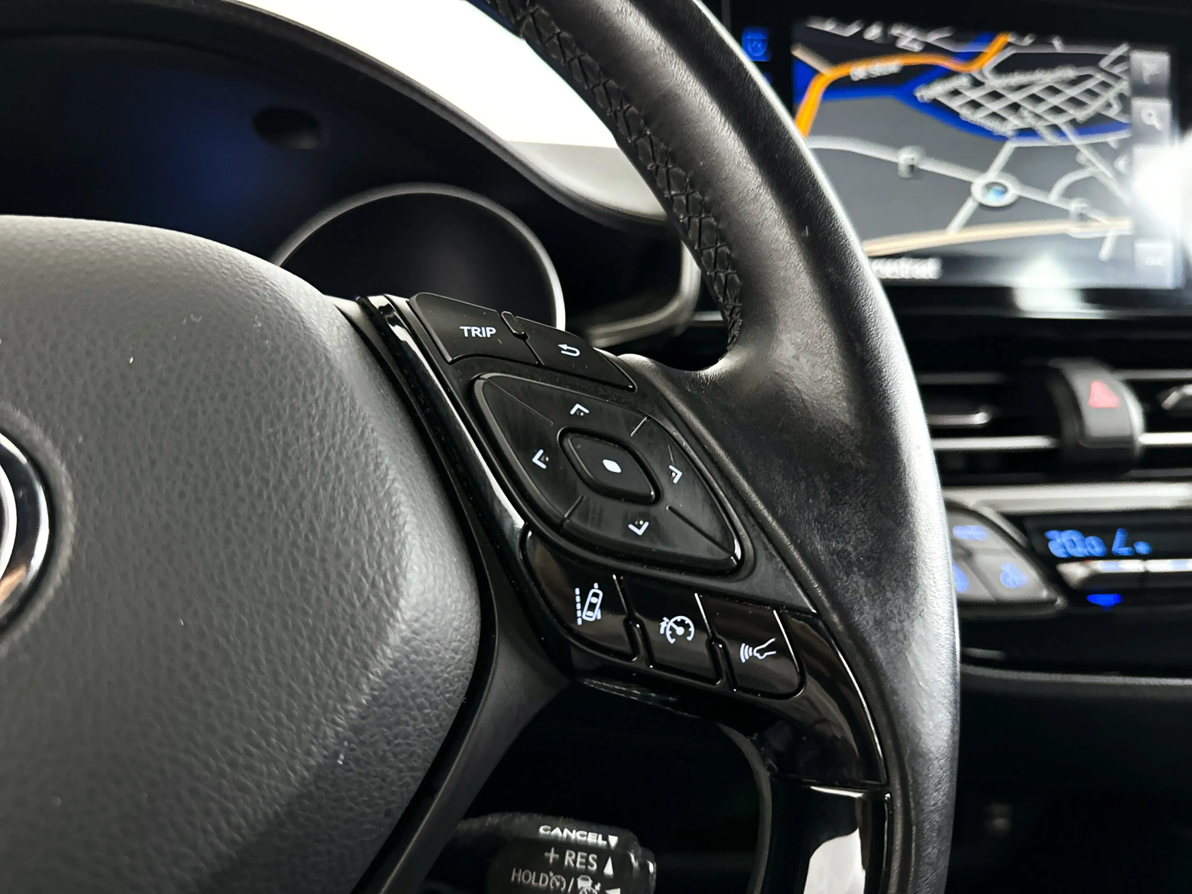 Toyota C-HR 1.8 Hybrid Dynamic | Panoramadak | Parkeercamera | — photo 15