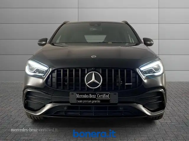 Mercedes-Benz Gla view 4