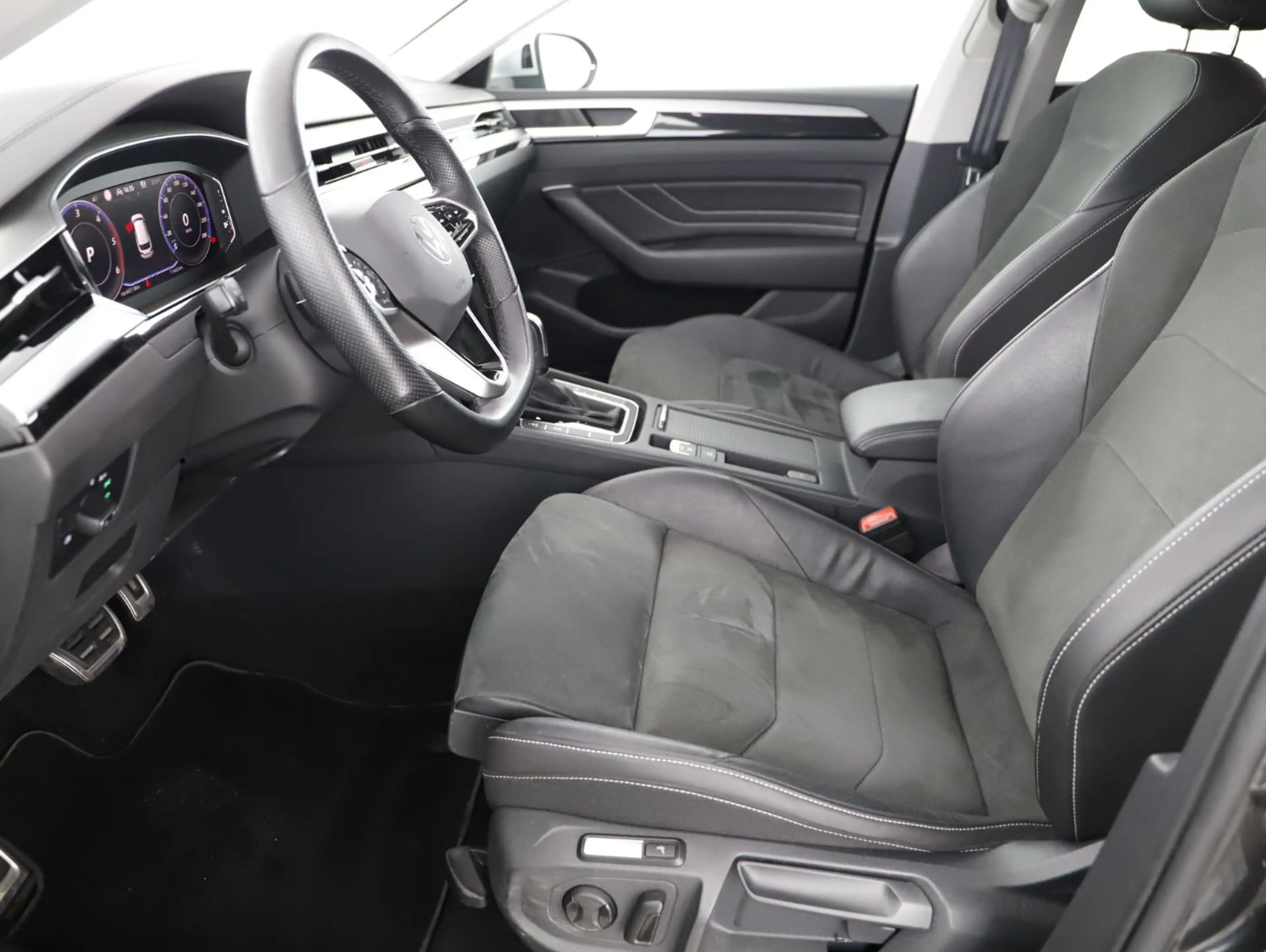 Volkswagen Arteon Shooting Brake 2.0 TDI Elegance — photo 12