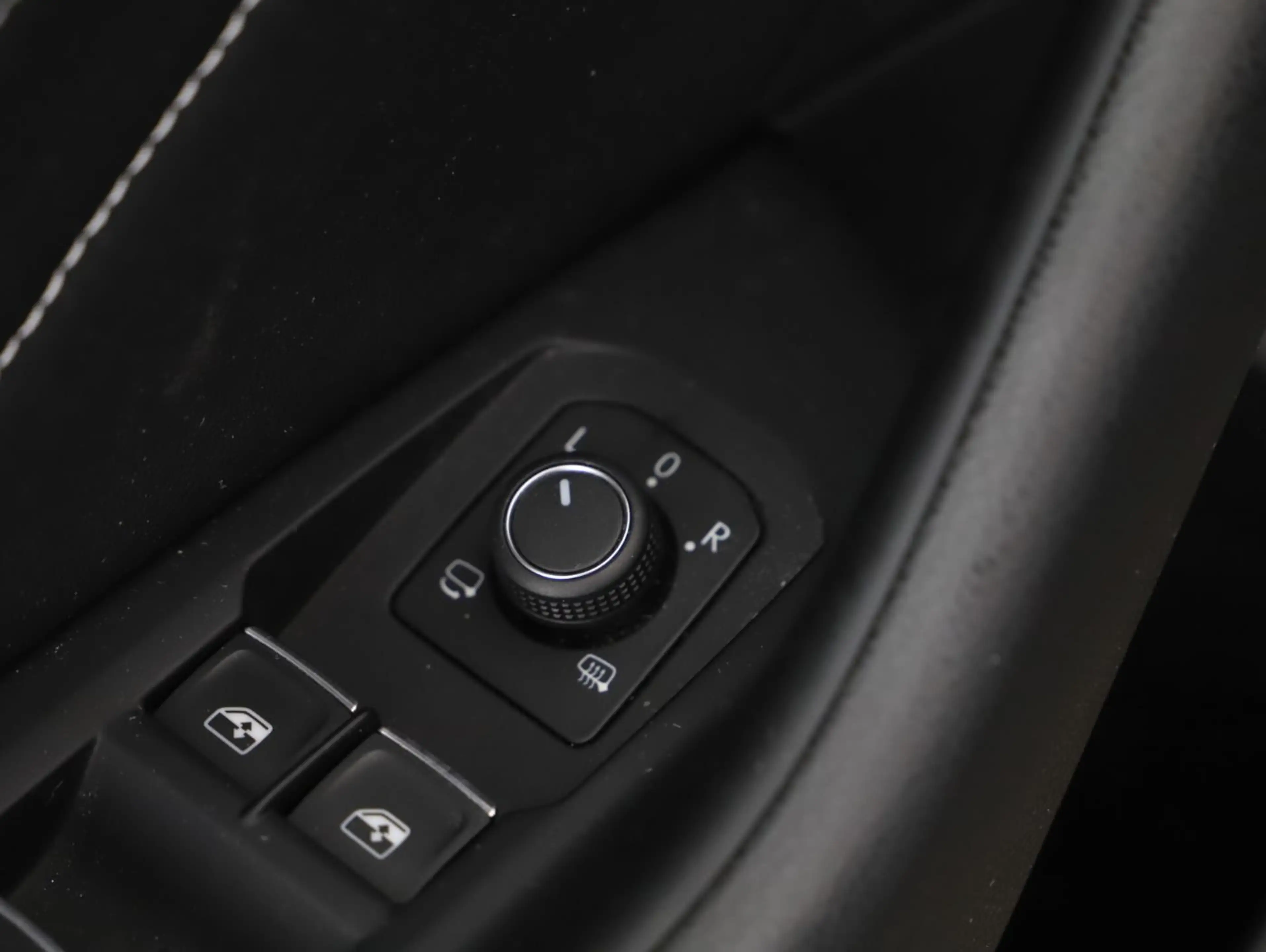 Volkswagen Arteon Shooting Brake 2.0 TDI Elegance — photo 10