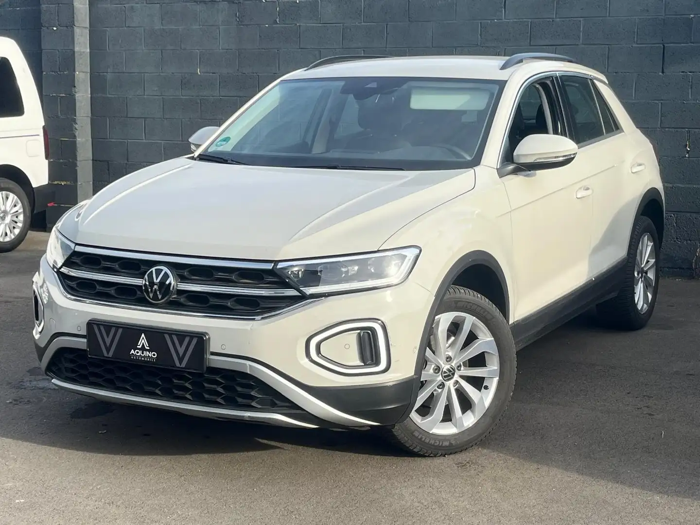 Volkswagen T-Roc NAVI / ALCANTARA / CLIM / RADAR AV&ARR Beige - 2