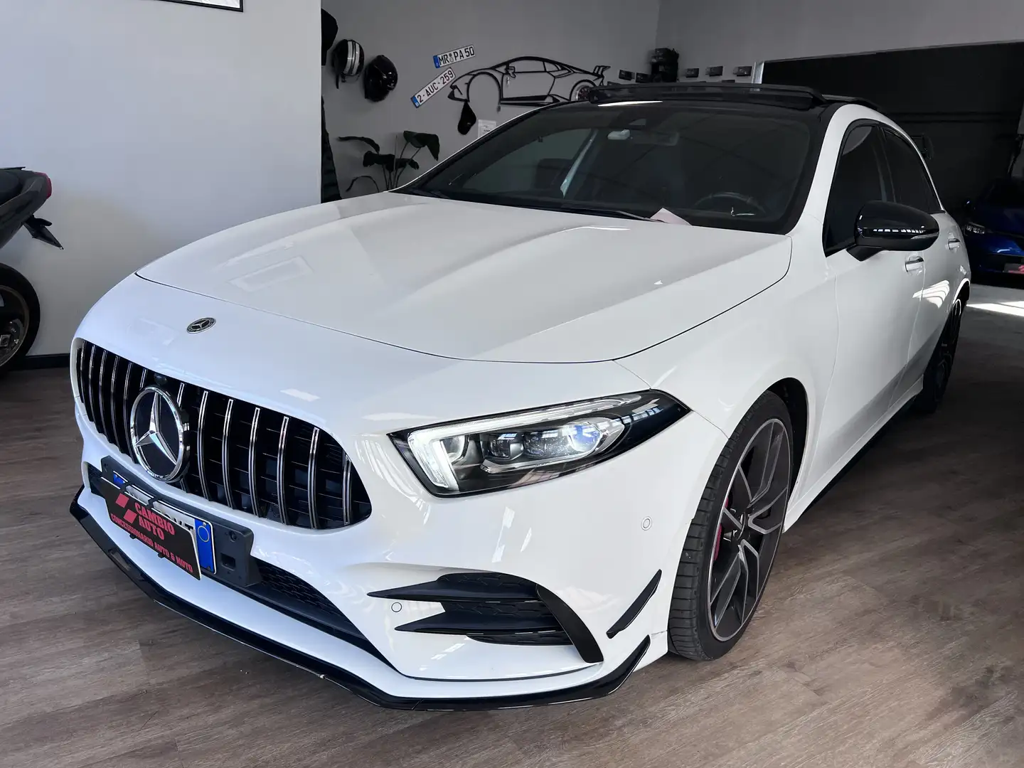 Mercedes-Benz A 35 AMG Race Edition 4matic auto Weiß - 1
