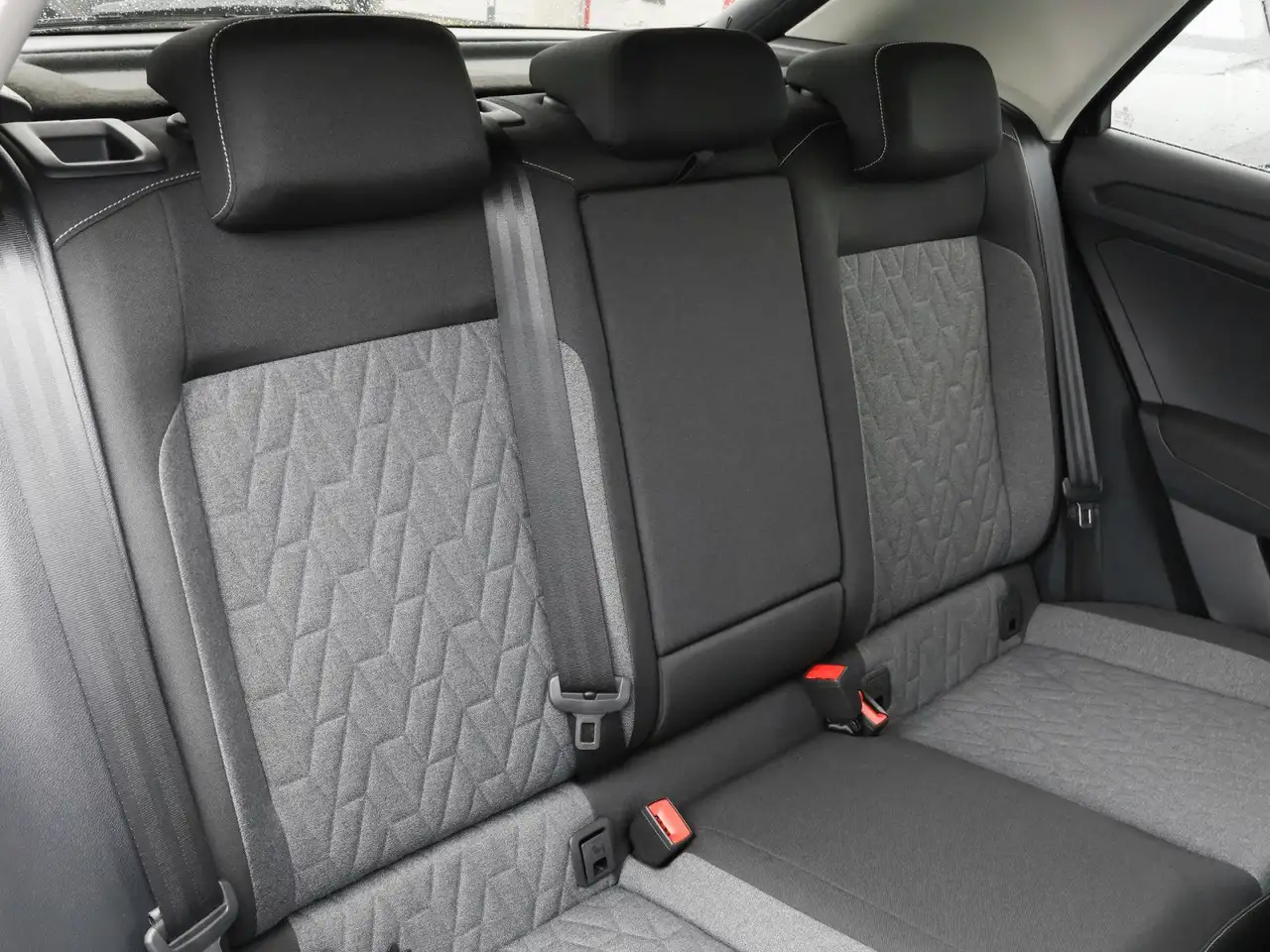 Volkswagen T-Roc, фото 4
