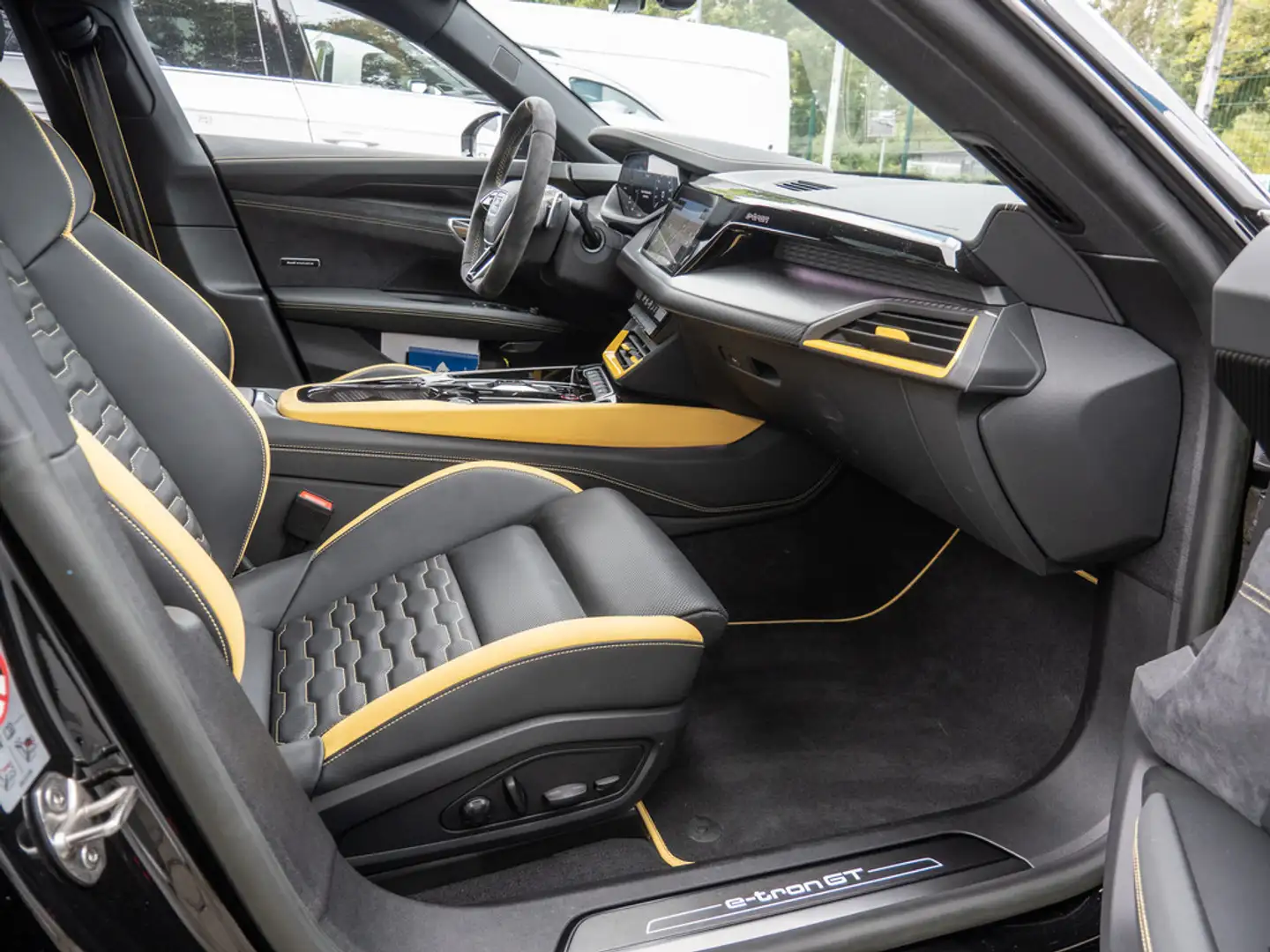 Audi e-tron GT quattro HUD B&O SITZBELÜFTUNG LASER Schwarz - 2