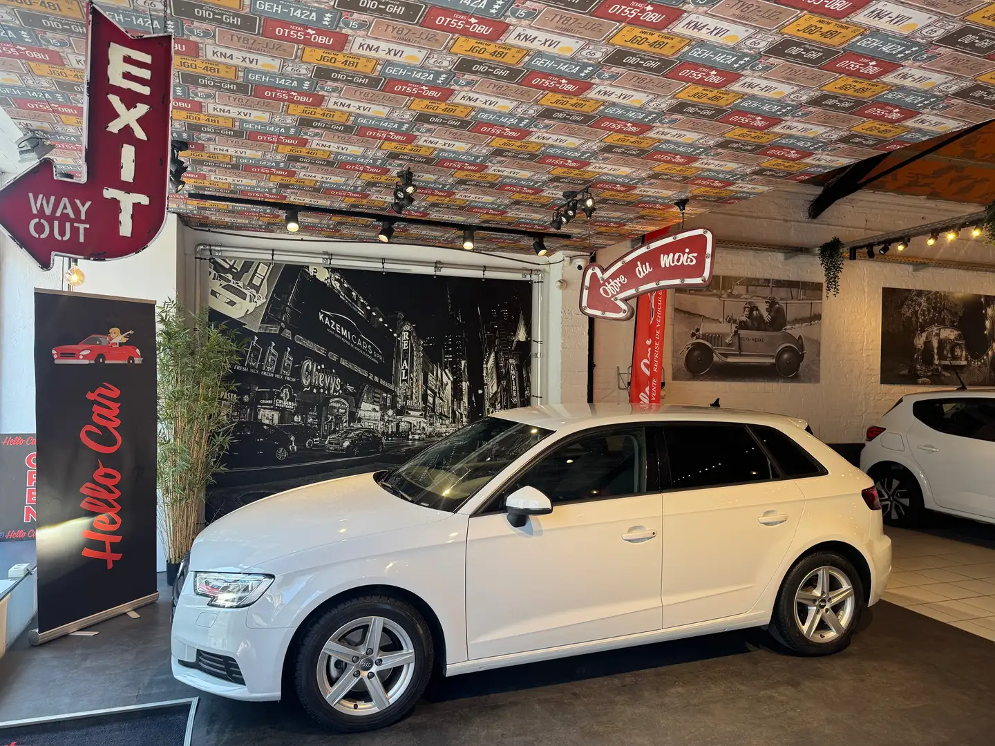Audi A3 A3 Sportback 35 TFSI * 9/2020 *BOITE AUTO * CARNET Blanc - 1