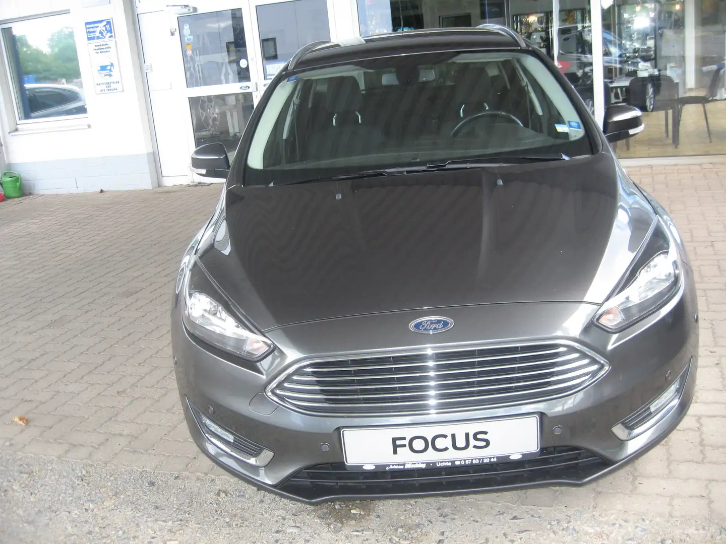Ford Focus Titanium Tunier Anhängekuppl.Navigation Grau - 1