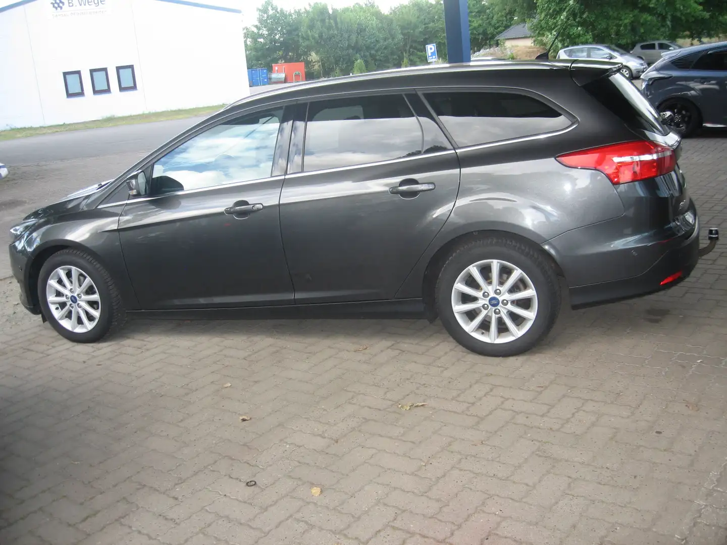 Ford Focus Titanium Tunier Anhängekuppl.Navigation Grau - 2