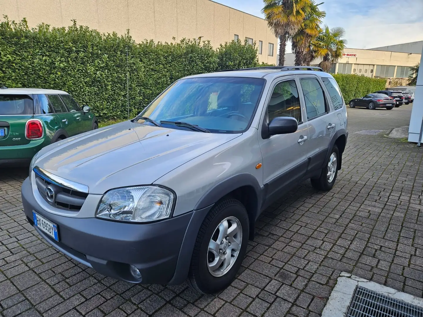 Mazda Tribute 2.0 L 16v - 1