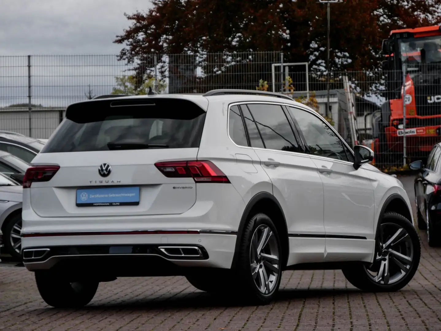 Volkswagen Tiguan 1.4 TSI eHybrid R-Line DSG MATRIX Travel Bianco - 2