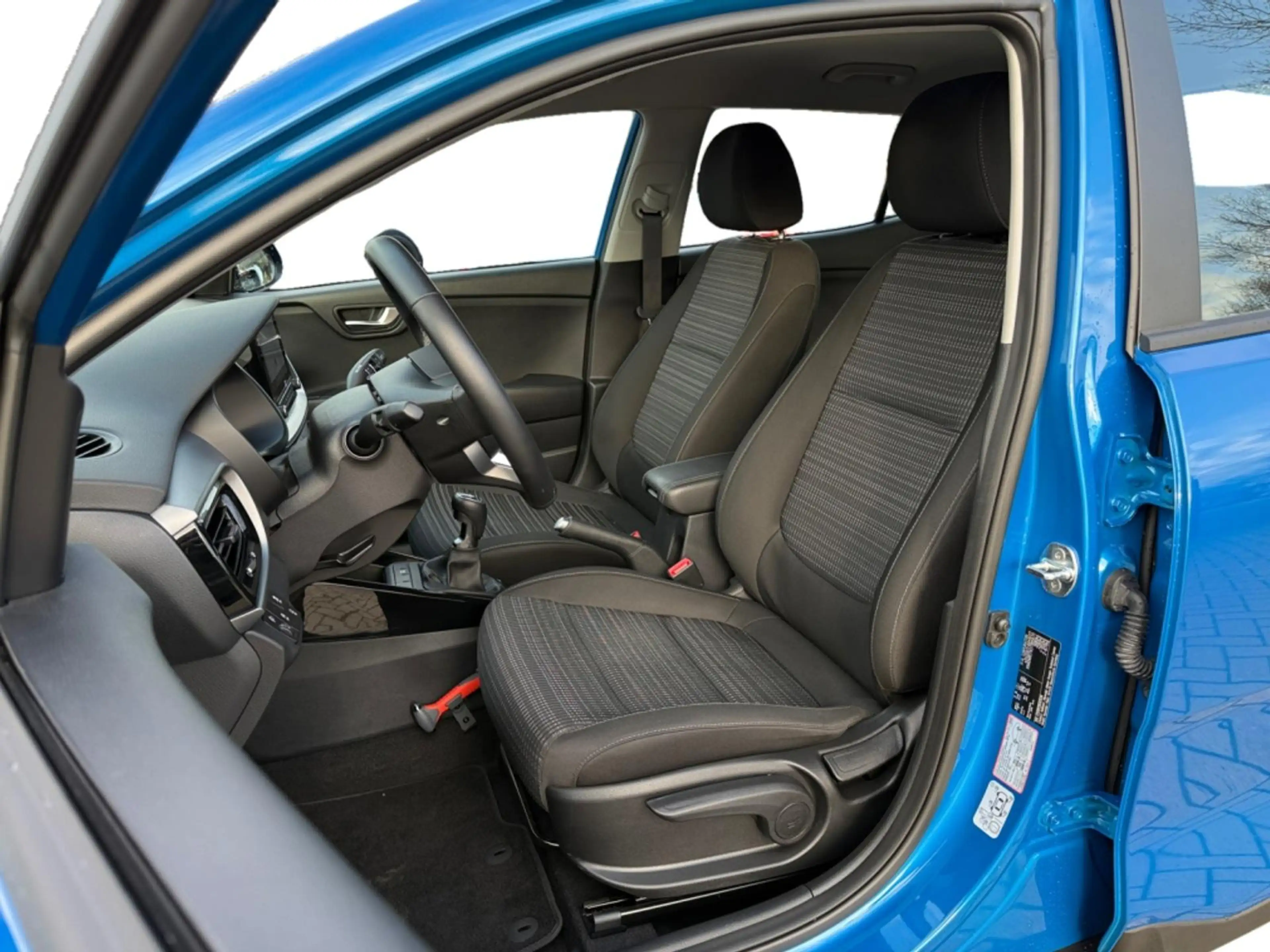 Kia Stonic 1.0 T-GDi MHEV DynamicLine I Navi I Camera I Clima — photo 11
