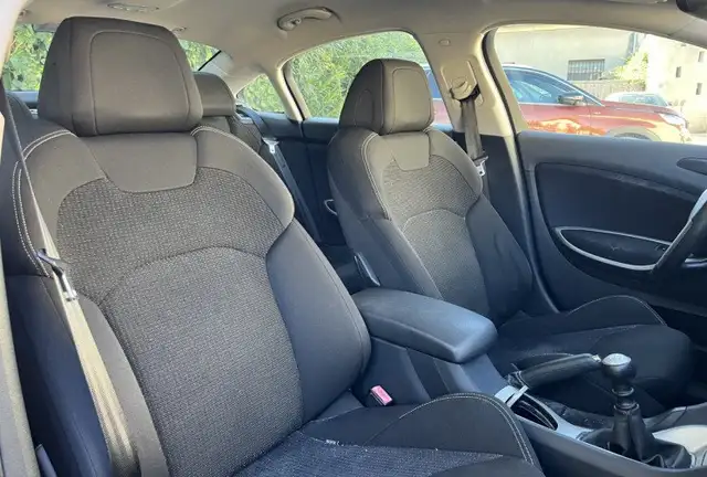 Citroen C5 view 13