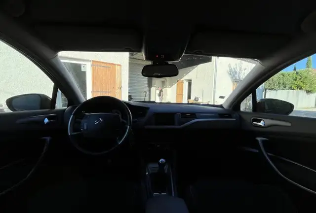 Citroen C5 view 9