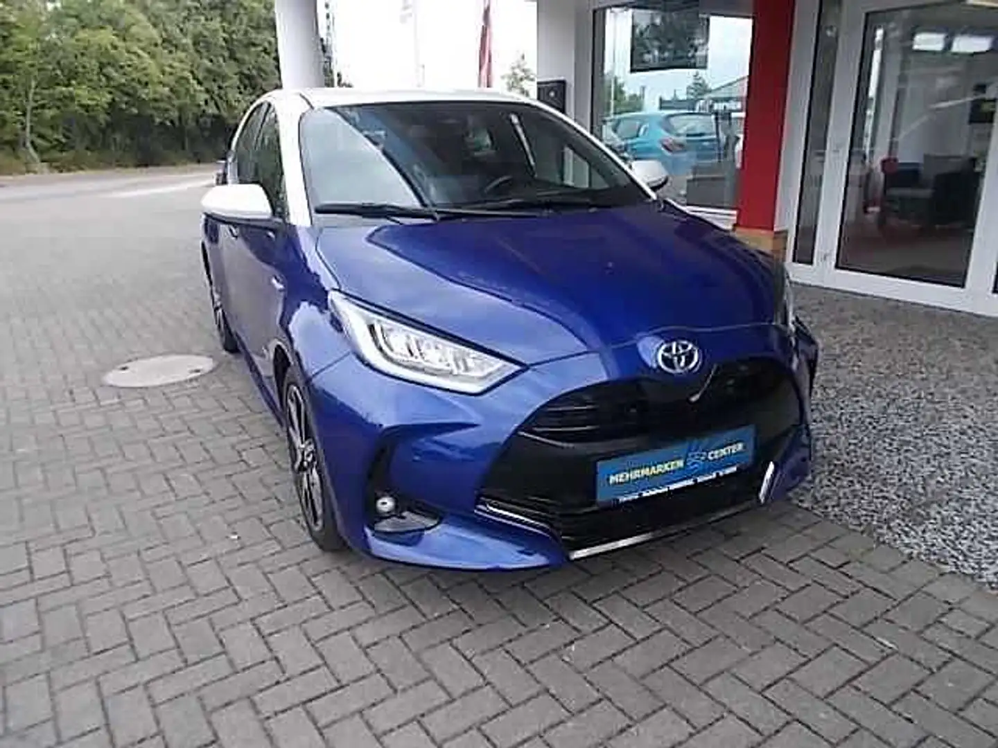 Toyota Yaris Hybrid 5-Türer 1.5 VVT-i Style / Technik Paket Blau - 2