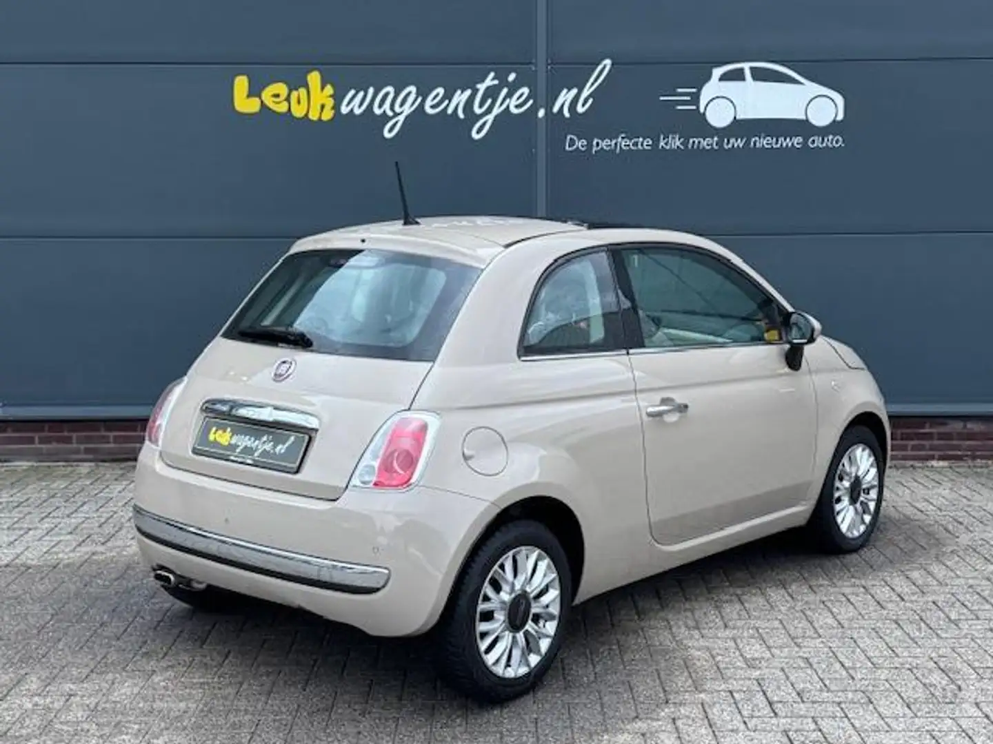 Fiat 500 1.2 Lounge *cappuccino *pano *distr.riem vervangen Bruin - 2