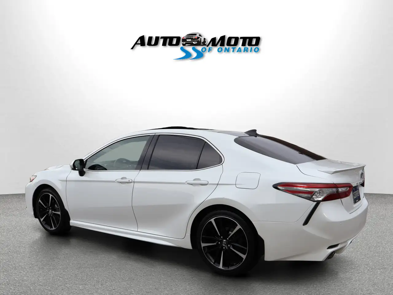 Toyota Camry снимка Toyota Camry
