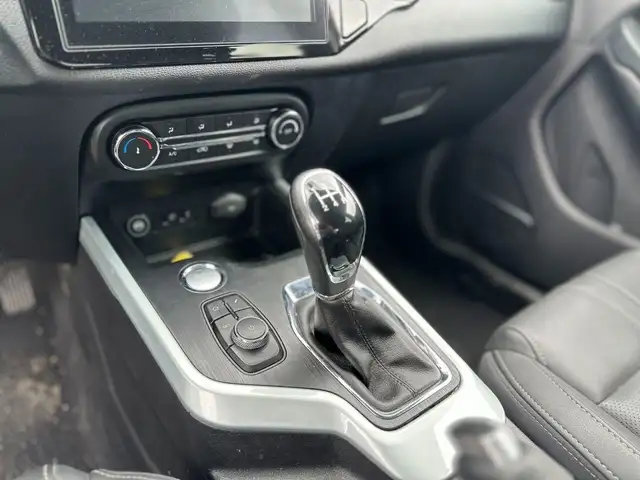 DR Automobiles DR4.0 view 15