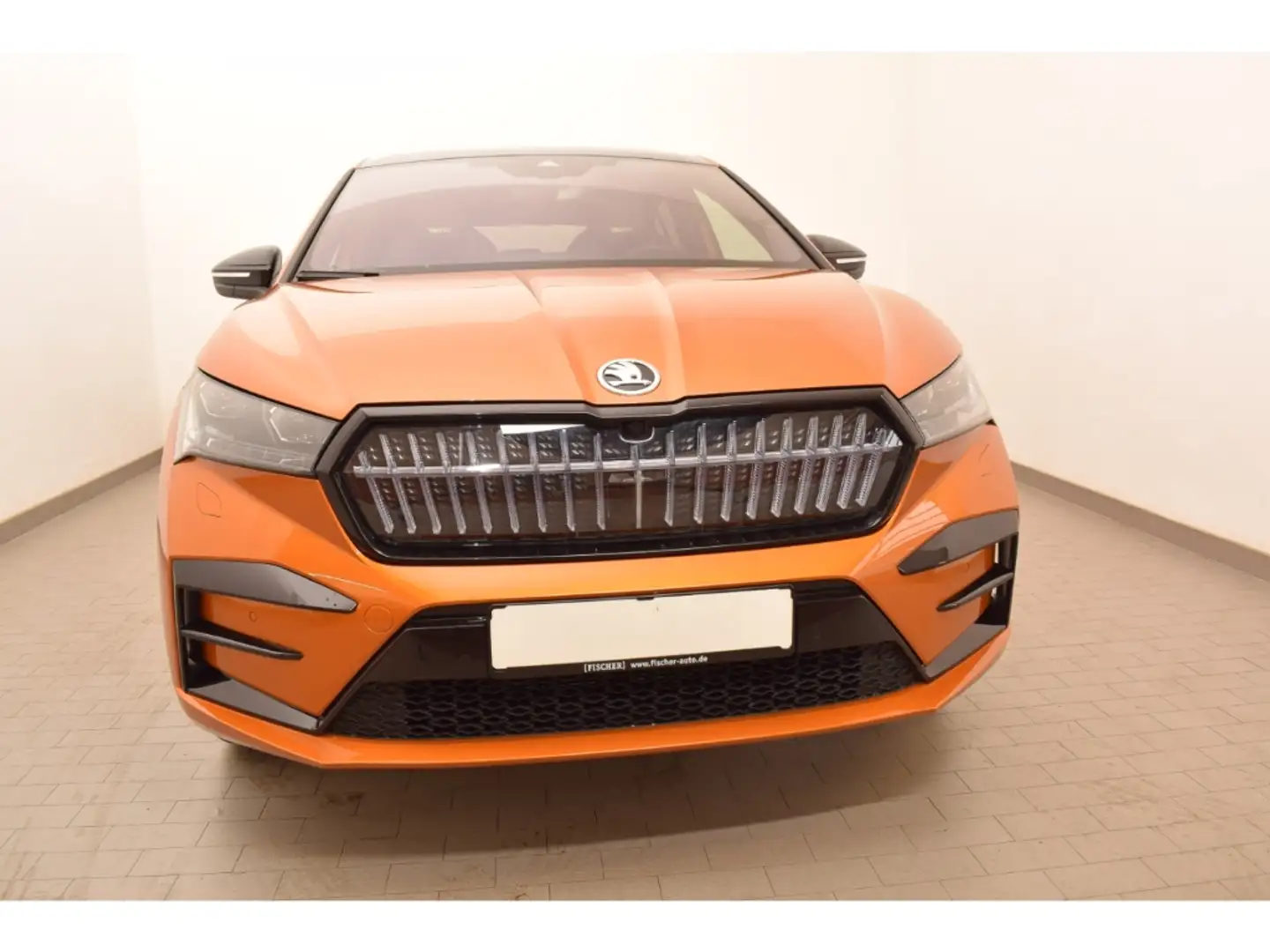 Skoda Enyaq Coupe RS 4x4 82 kWh Matrix Navi AHK Rear View Orange - 2