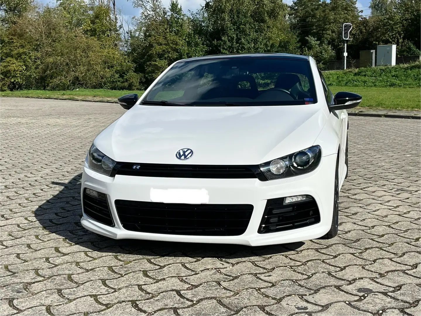 Volkswagen Scirocco R 2.0 TSI 32500km - 2