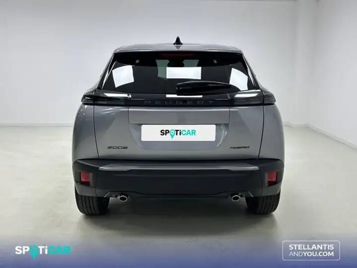 Peugeot 2008 Allure Hybrid eDCS6 2026, foto 5