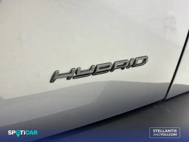 Peugeot 2008 Allure Hybrid eDCS6 2026, foto 21