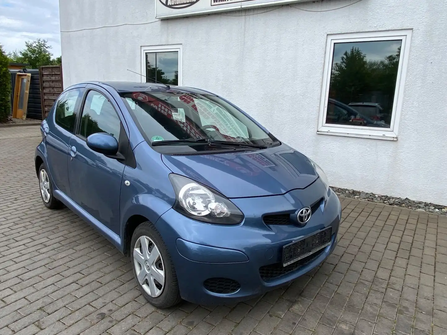 Toyota Aygo AYGO Cool/5-Türig/Klimaanlage/Sitzheizung Albastru - 1