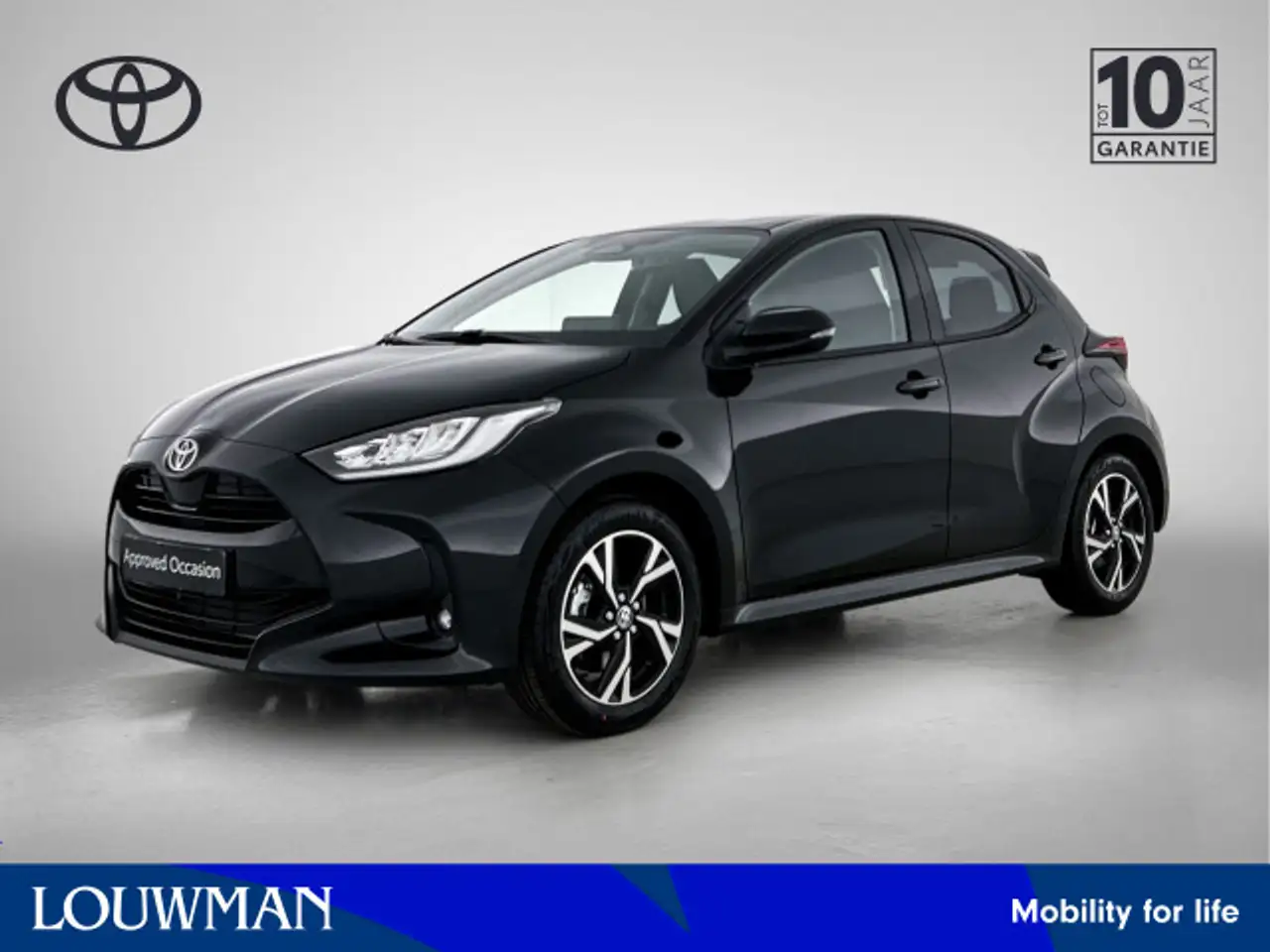 Toyota Yaris 1.5 Hybrid 115 Dynamic | Voorraad Deal | — photo 1 of 40