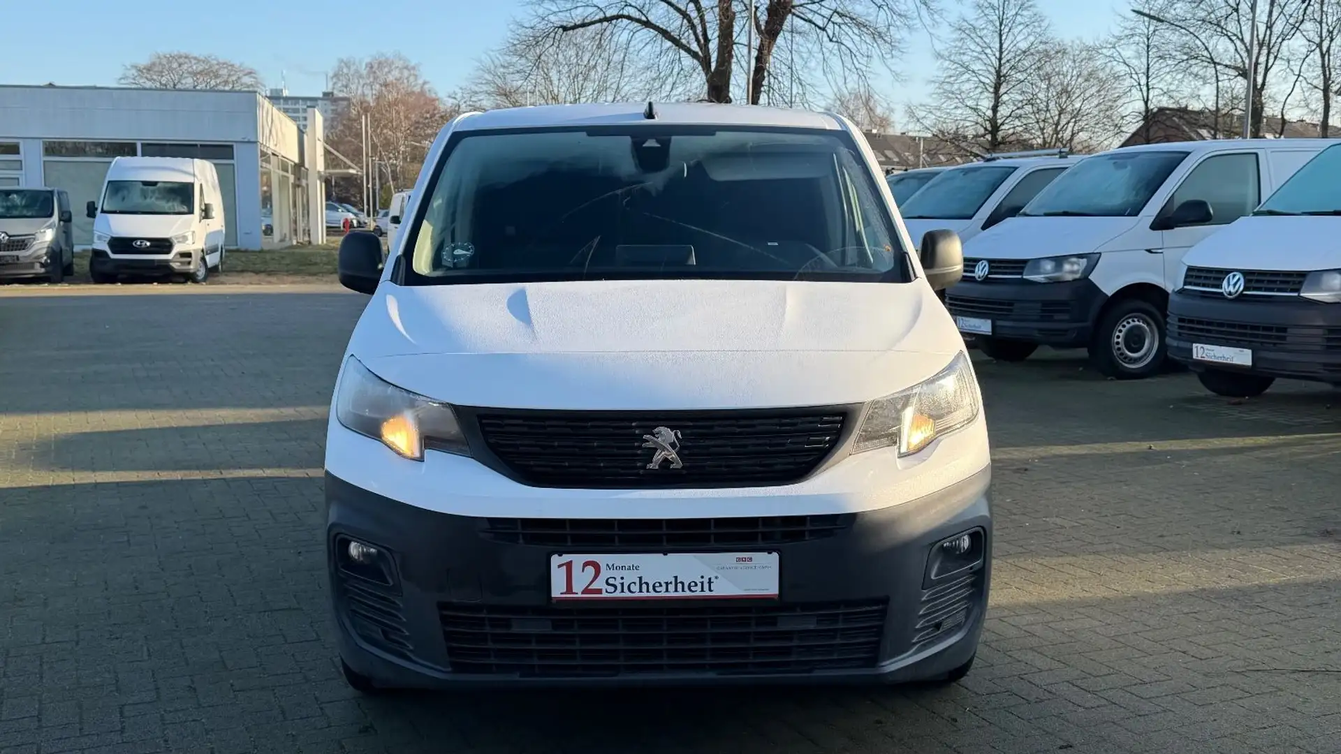 Peugeot Partner PARTNER PREMIUM L1 KLIMA/PDC/SITZHZ/REGAL/1.HAND Weiß - 2