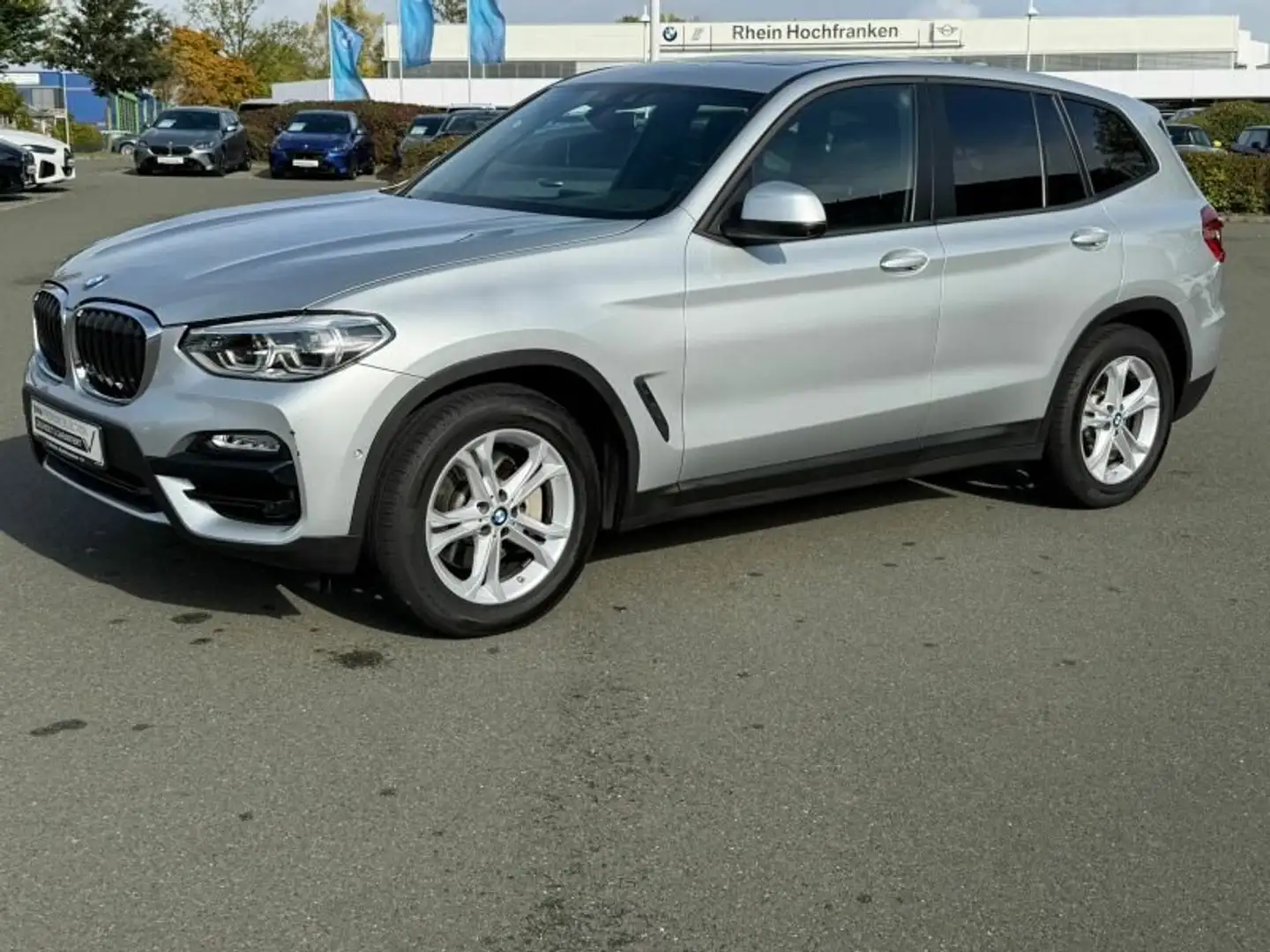 BMW X3 xDrive30i Advantage LED HUD NAVIPRO 360 PANO Argent - 2