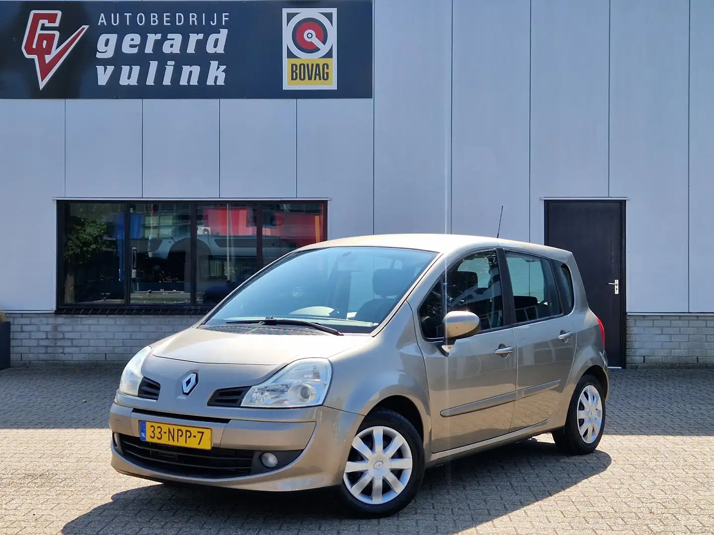 Renault Grand Modus 1.2 TCE Dynamique AIRCO CRUISE TREKHAAK Beige - 1
