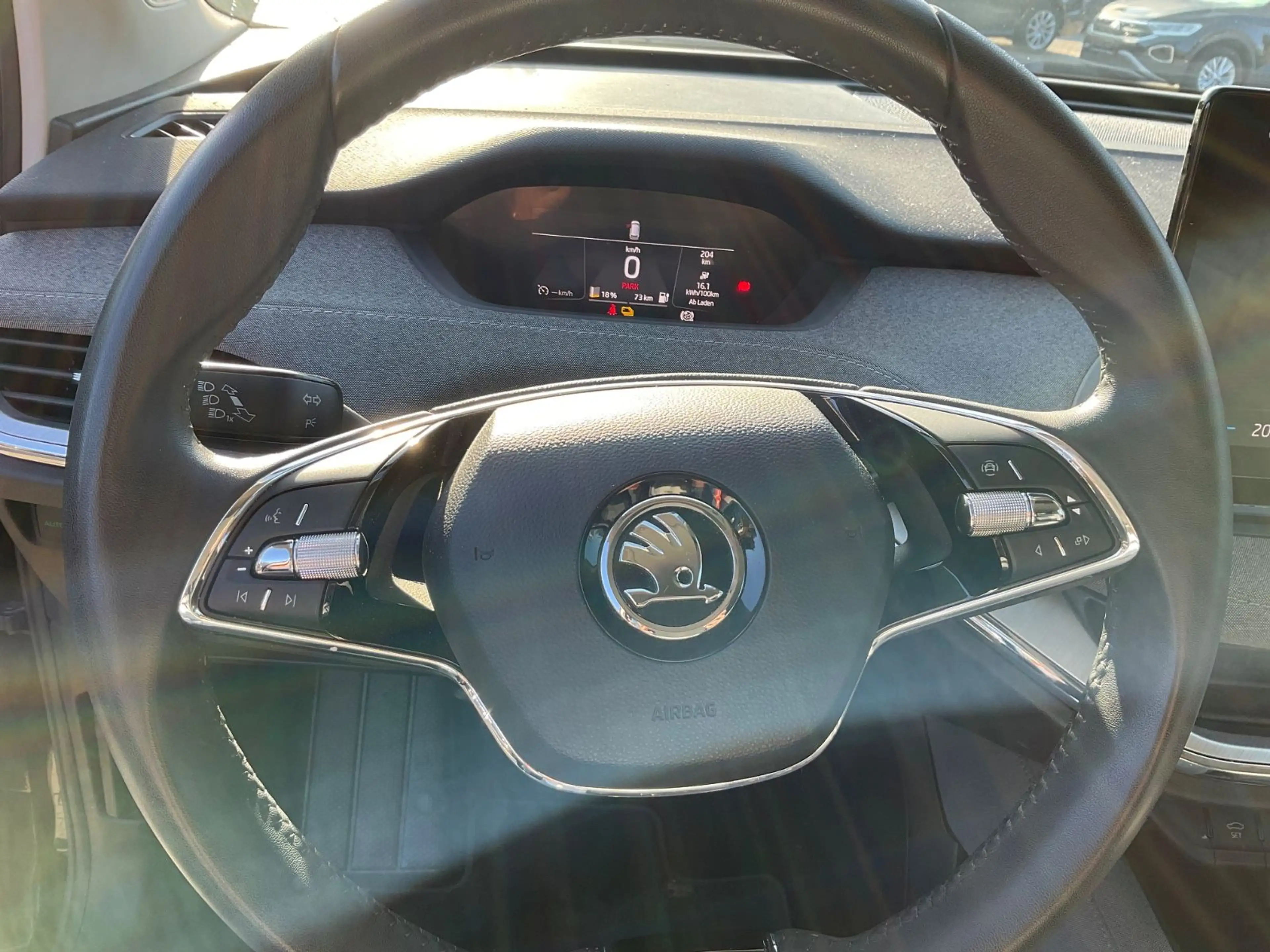 Skoda Enyaq 62 KWS,Kamera,Navi,LED — photo 12
