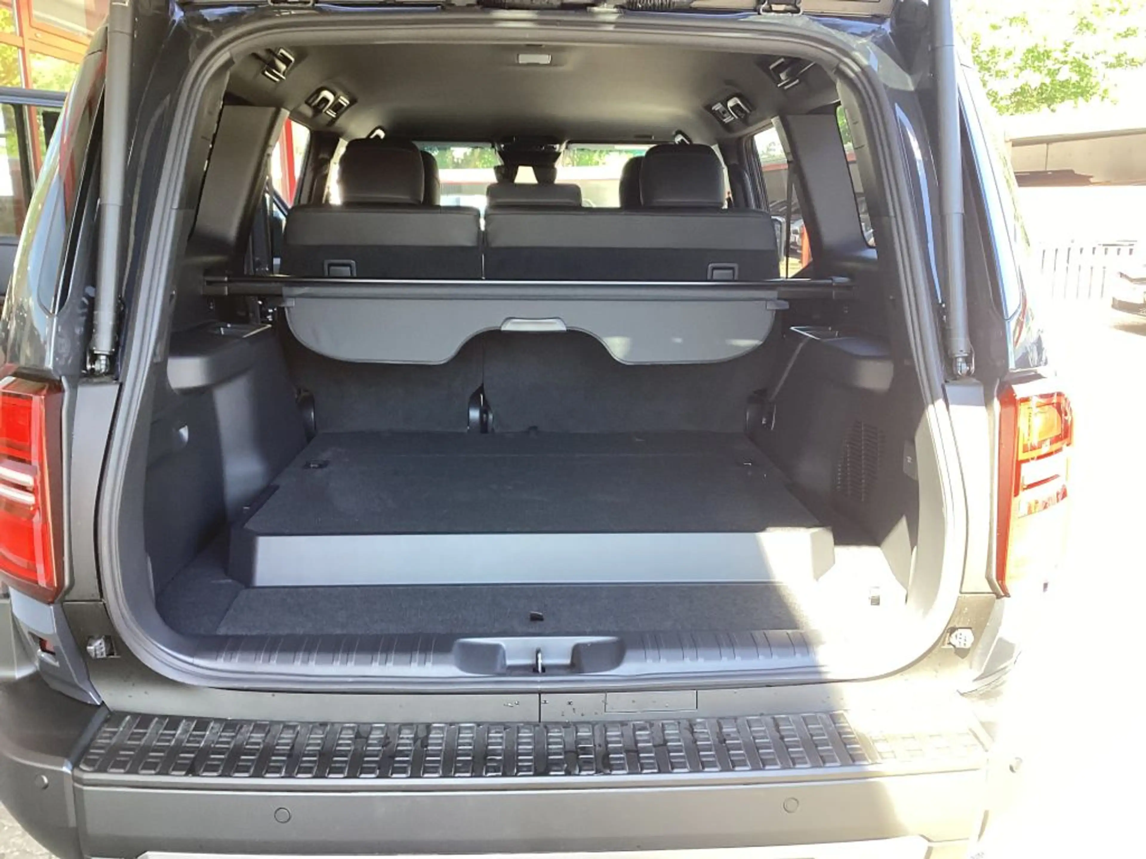 Toyota Land Cruiser 2.8 D-4D Mild-Hybrid Automatik Executive (250/J25) — photo 14
