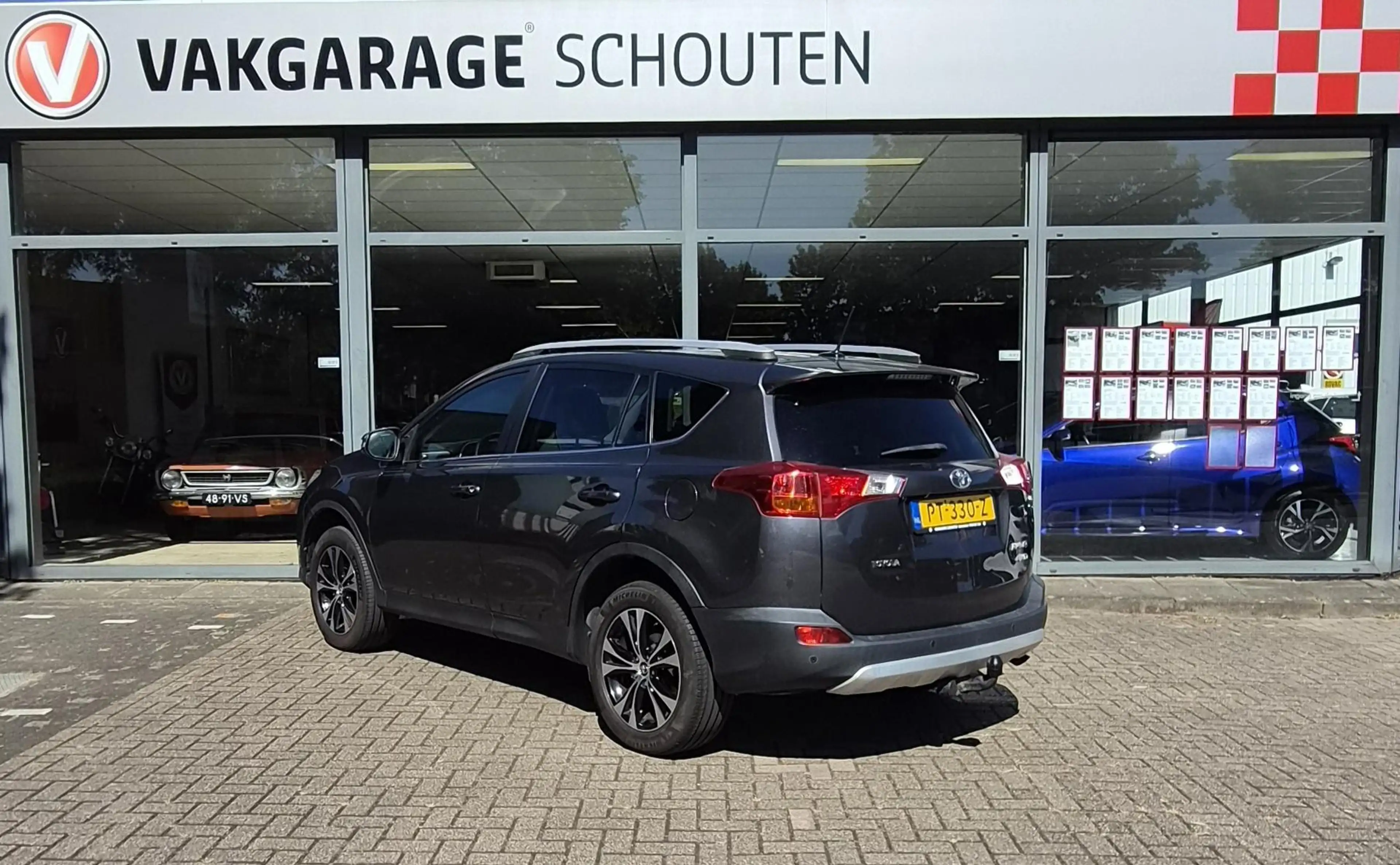 Toyota RAV 4 2.0 Style Top 5 editie 4WD Schuif/kantel dak, Appl — photo 4