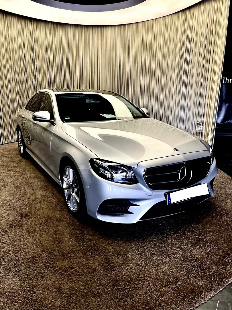Mercedes-Benz E 400 d 4Matic 9G-TRONIC Sportstyle Edition AMG Argent - 2