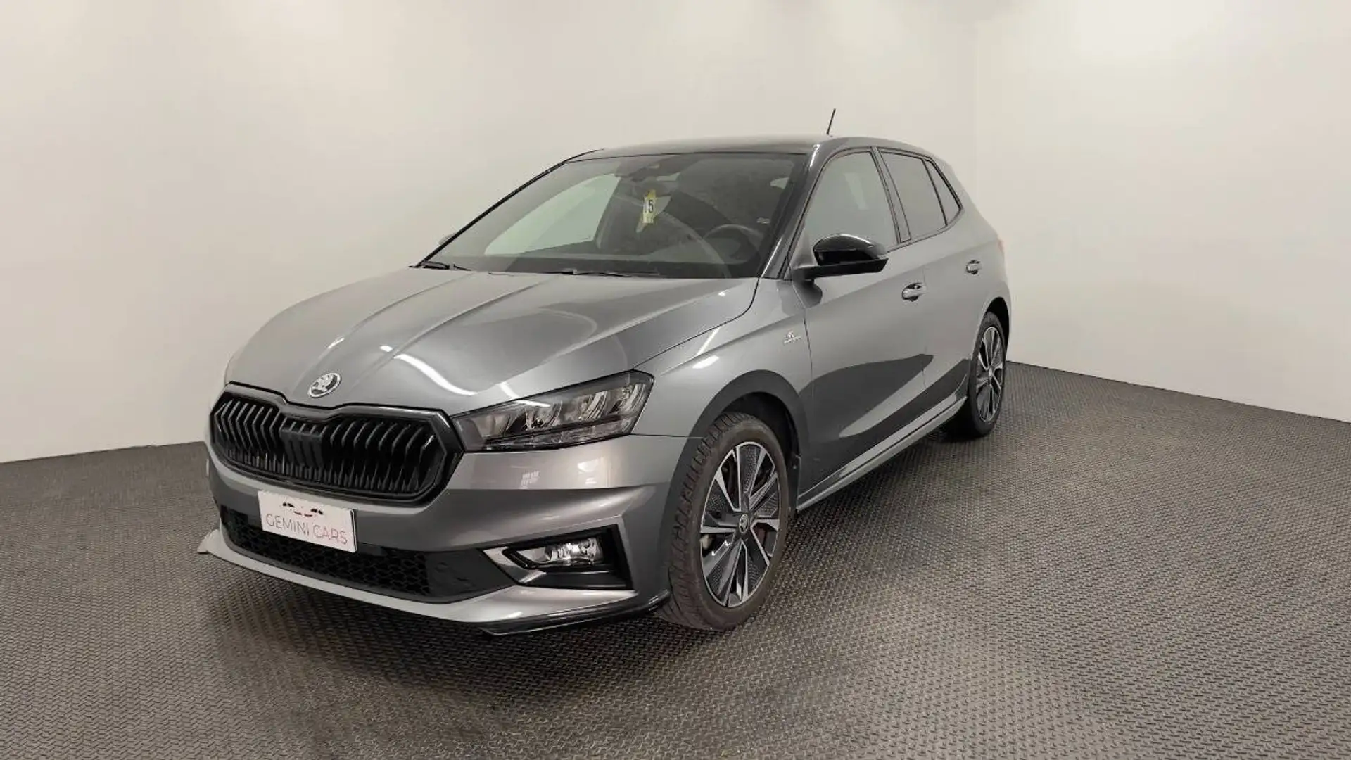 Skoda Fabia 1.0 tsi evo Monte Carlo 95cv Gris - 1