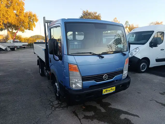 Nissan Cabstar Cabstar 35.14 2.5 TDI 136CV RIBALTABILE TRILATERA