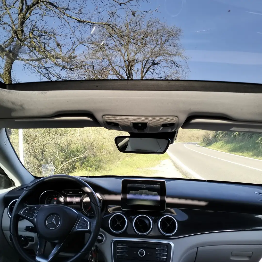 Mercedes-Benz CLA 180 Shooting Brake d Executive FL Marrone - 2