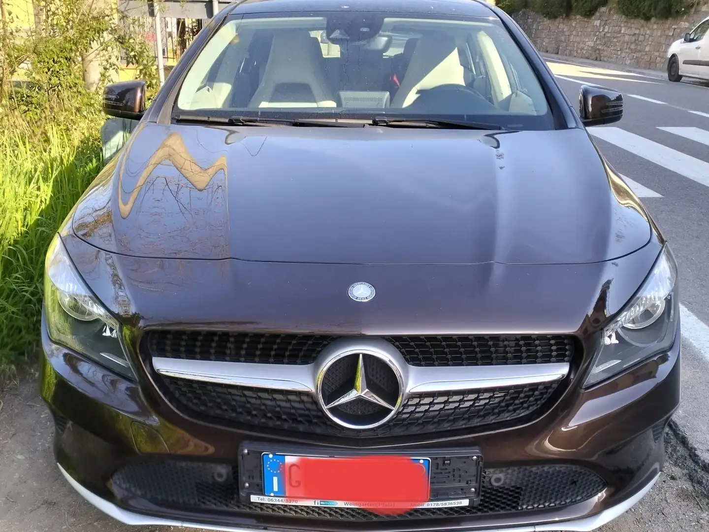 Mercedes-Benz CLA 180 Shooting Brake d Executive FL Marrone - 1
