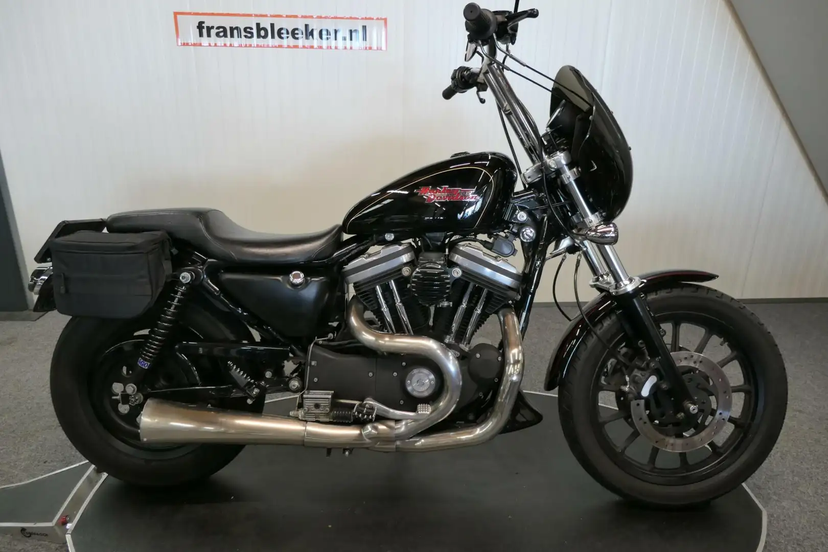 Harley-Davidson Sportster XL 883 883R R Negro - 1