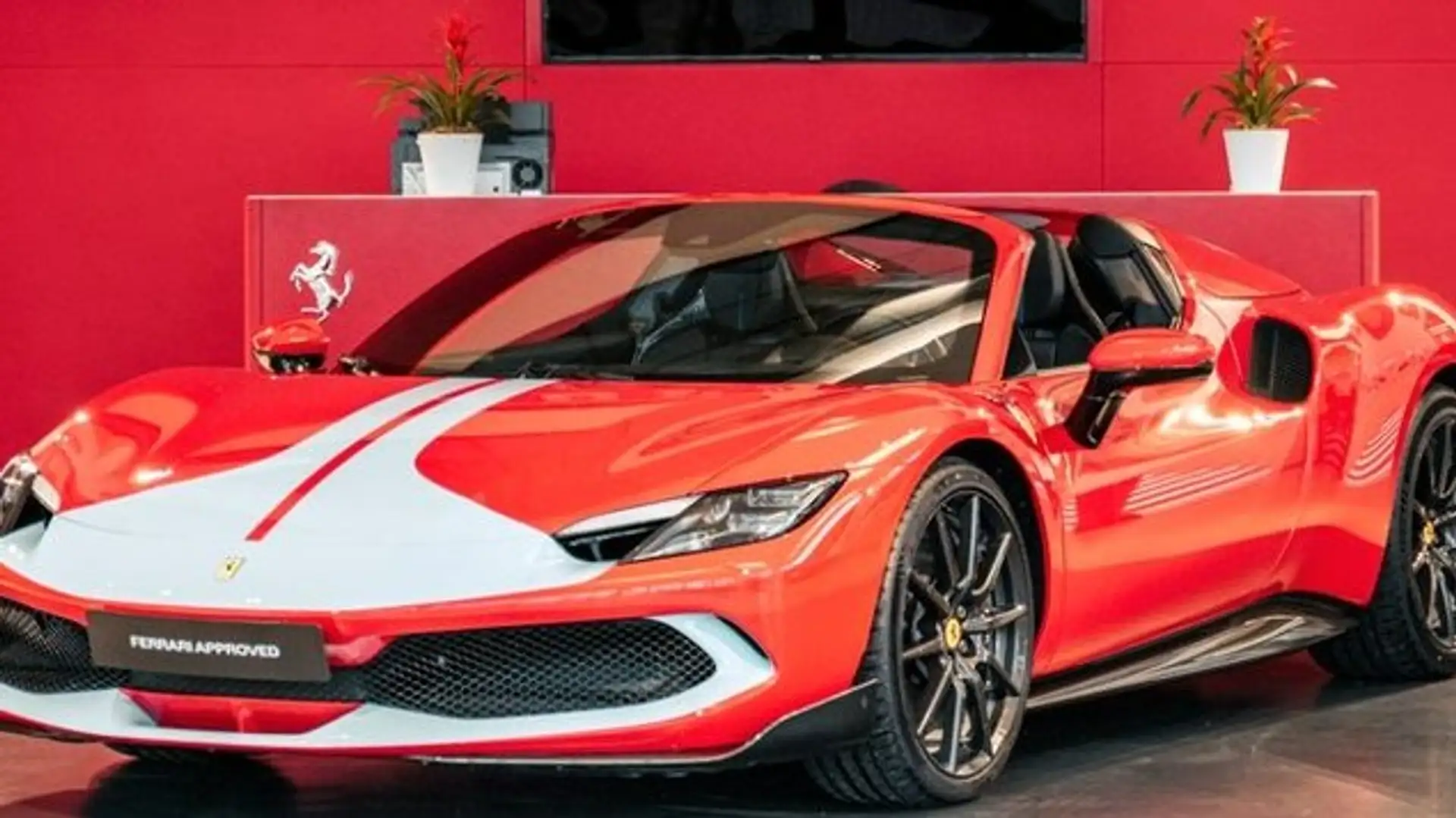 Ferrari 296 GTB Descapotable Automático de 3 Puertas Rojo - 2