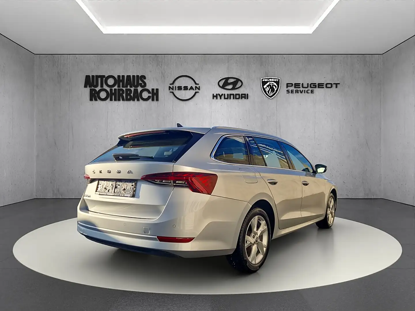Skoda Octavia Combi 1,0 TSI Ambition Silber - 2