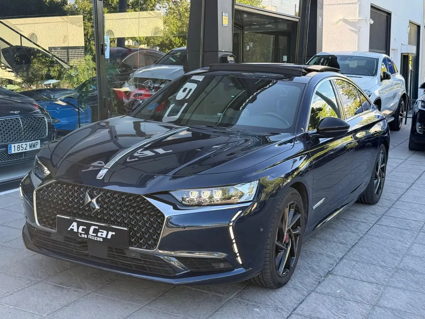 DS Automobiles DS 9 E-TENSE 225 PERFORMANCE LINE + Azul - 2