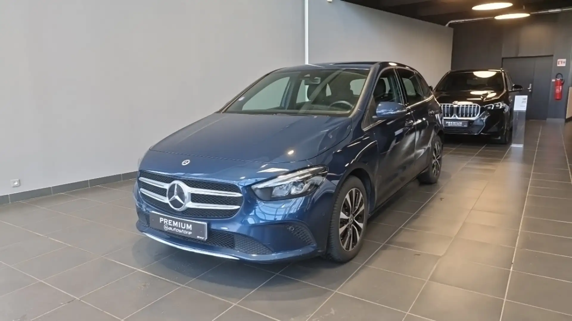 Mercedes-Benz B 250 250 E 8G-DCT PROGRESSIVE LINE EDITION Bleu - 1