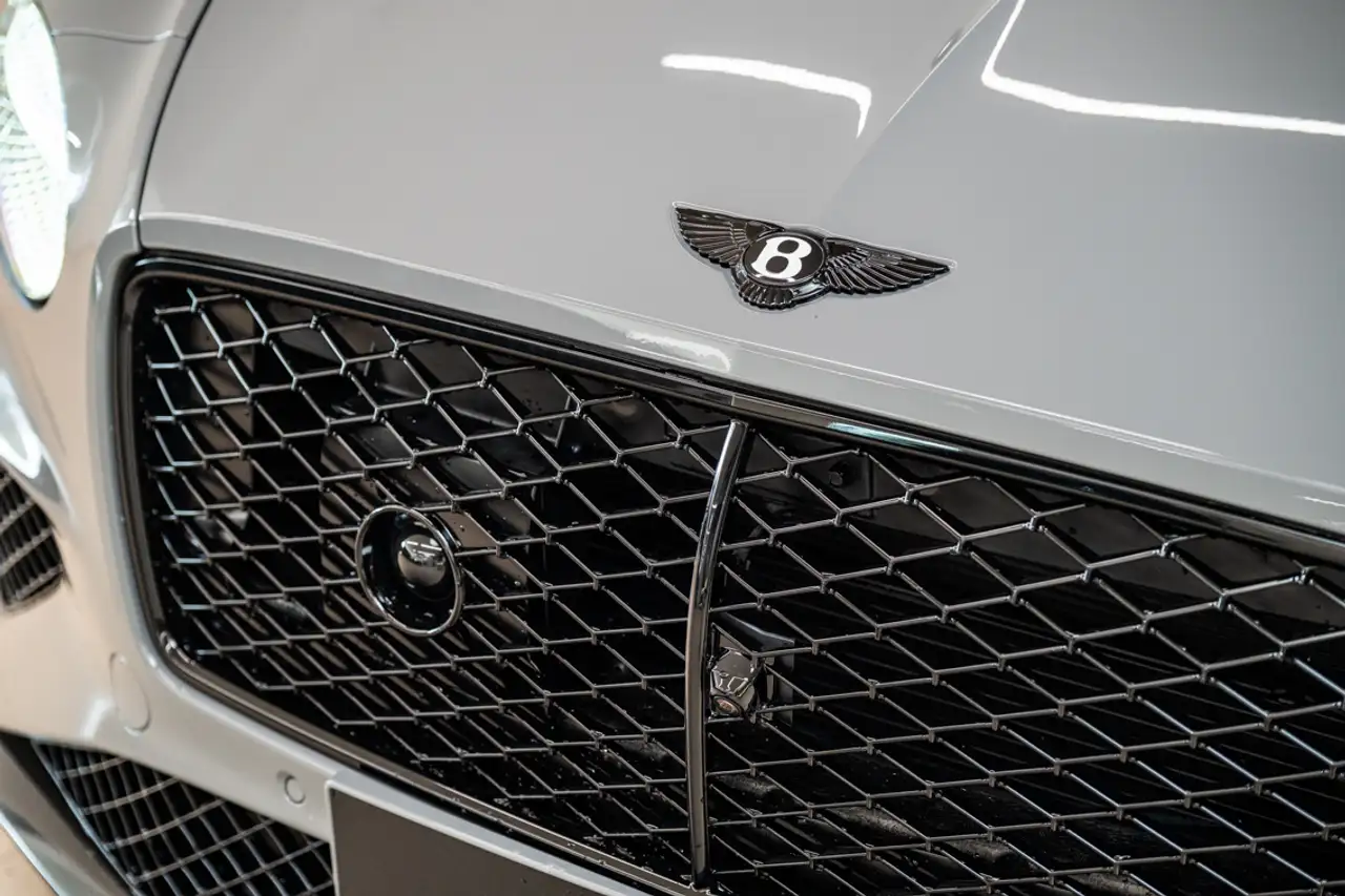 Bentley Continental GT 2026 — фото 13
