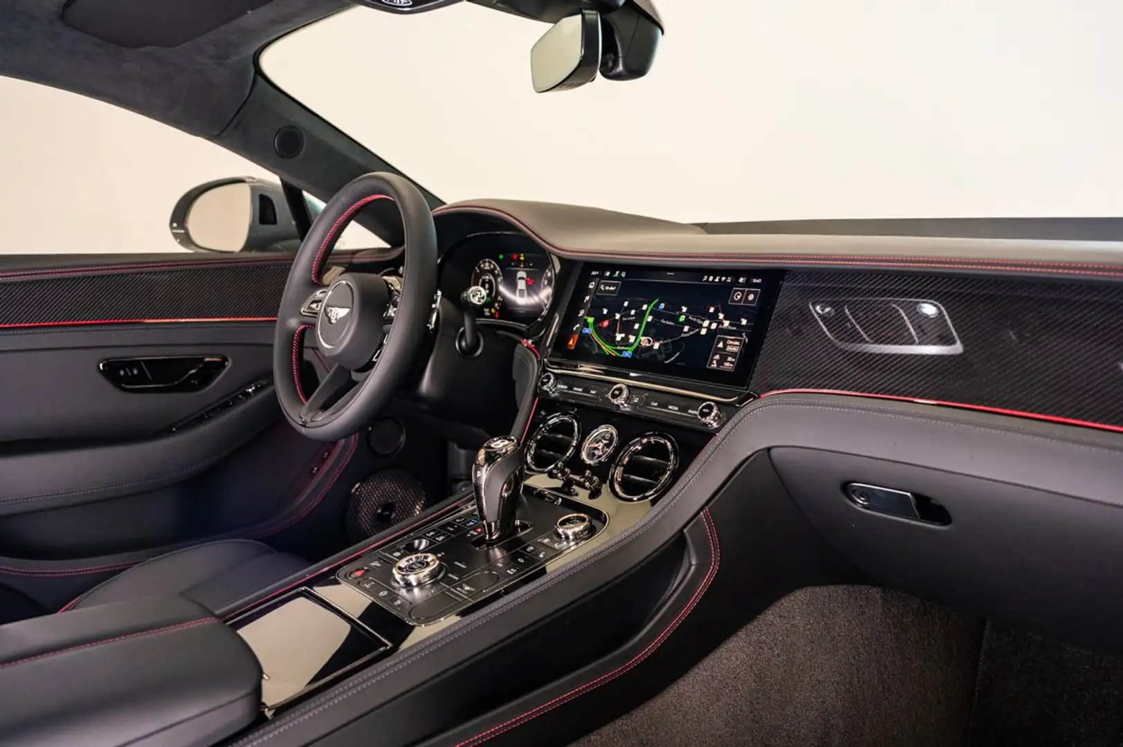 Bentley Continental GT 2026 Continental GT V8 Hybrid Grijs - 2